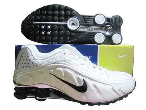 Hommes Nike Shox R4 Blanc Noir